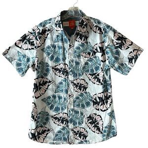 NEW Free Planet Mens Shirt